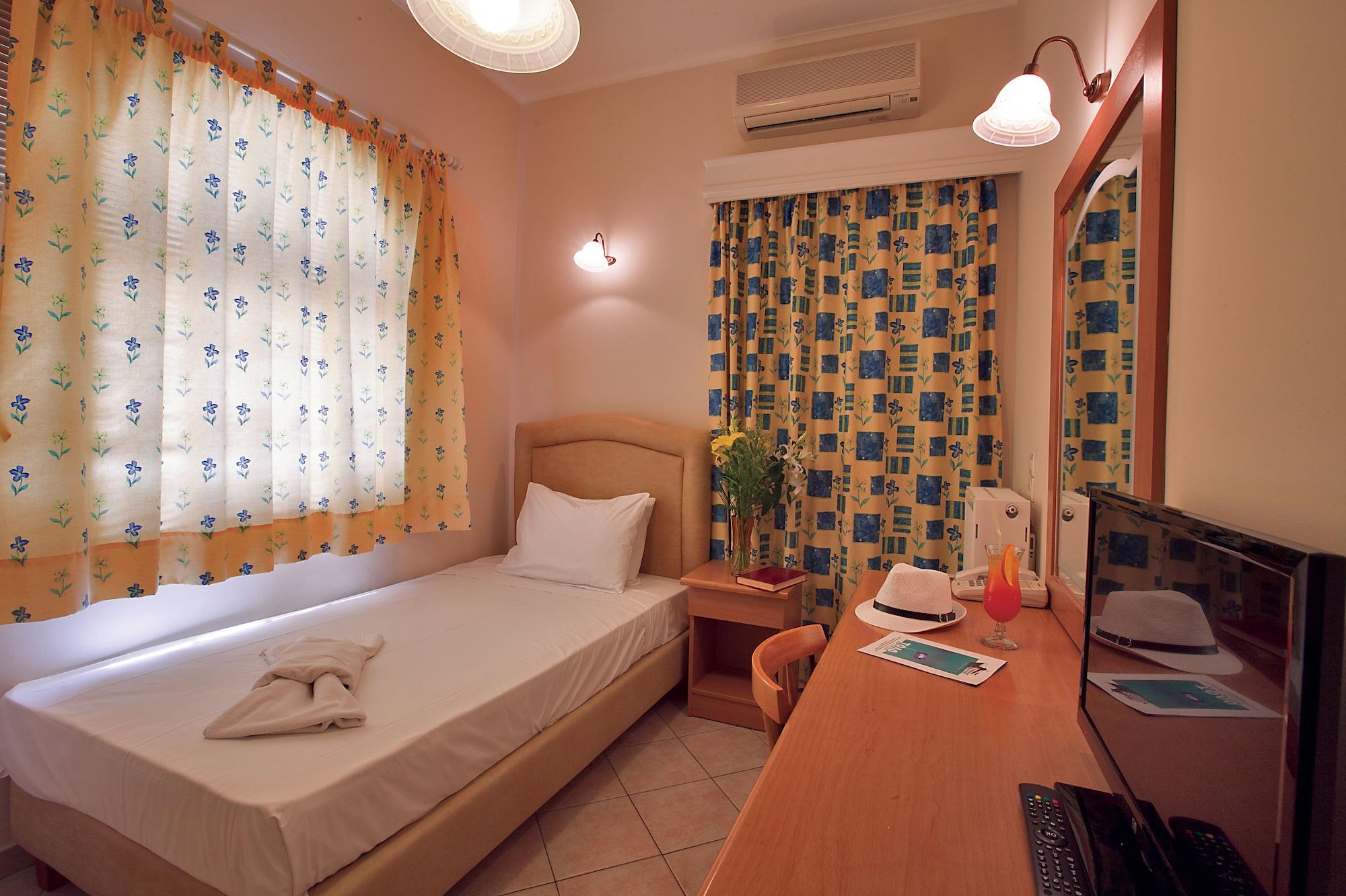 Epidavria Hotel تولو المظهر الخارجي الصورة