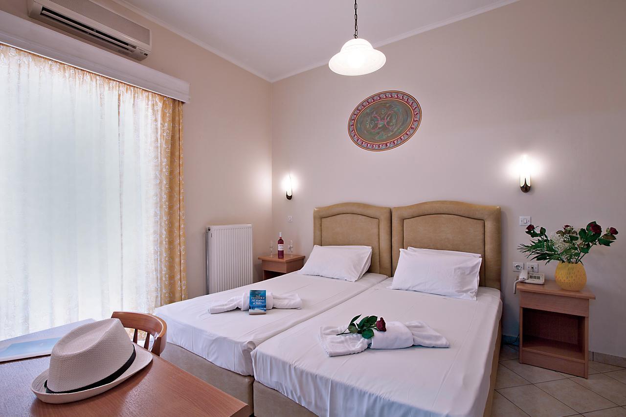 Epidavria Hotel تولو المظهر الخارجي الصورة