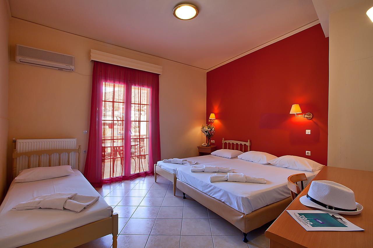 Epidavria Hotel تولو المظهر الخارجي الصورة